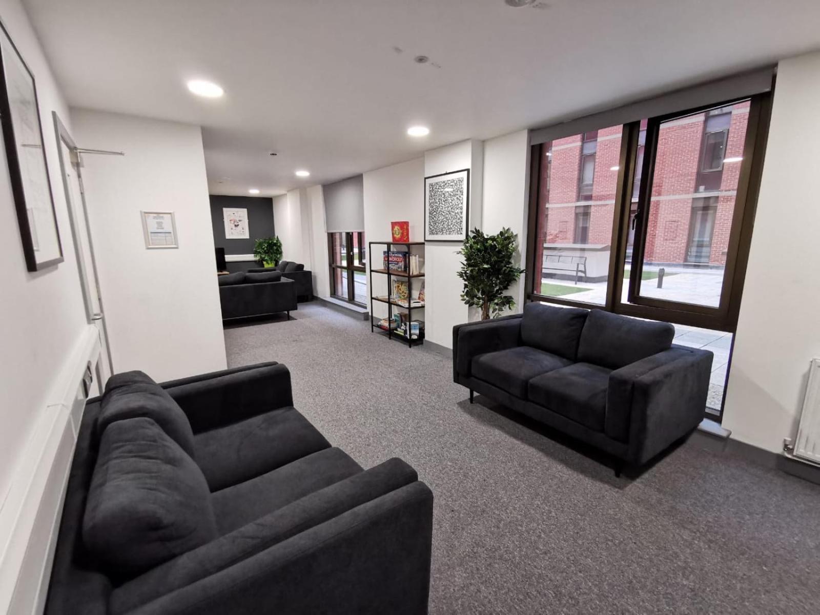 Apartmán For Students Only At Great Patrick Street Belfast Exteriér fotografie